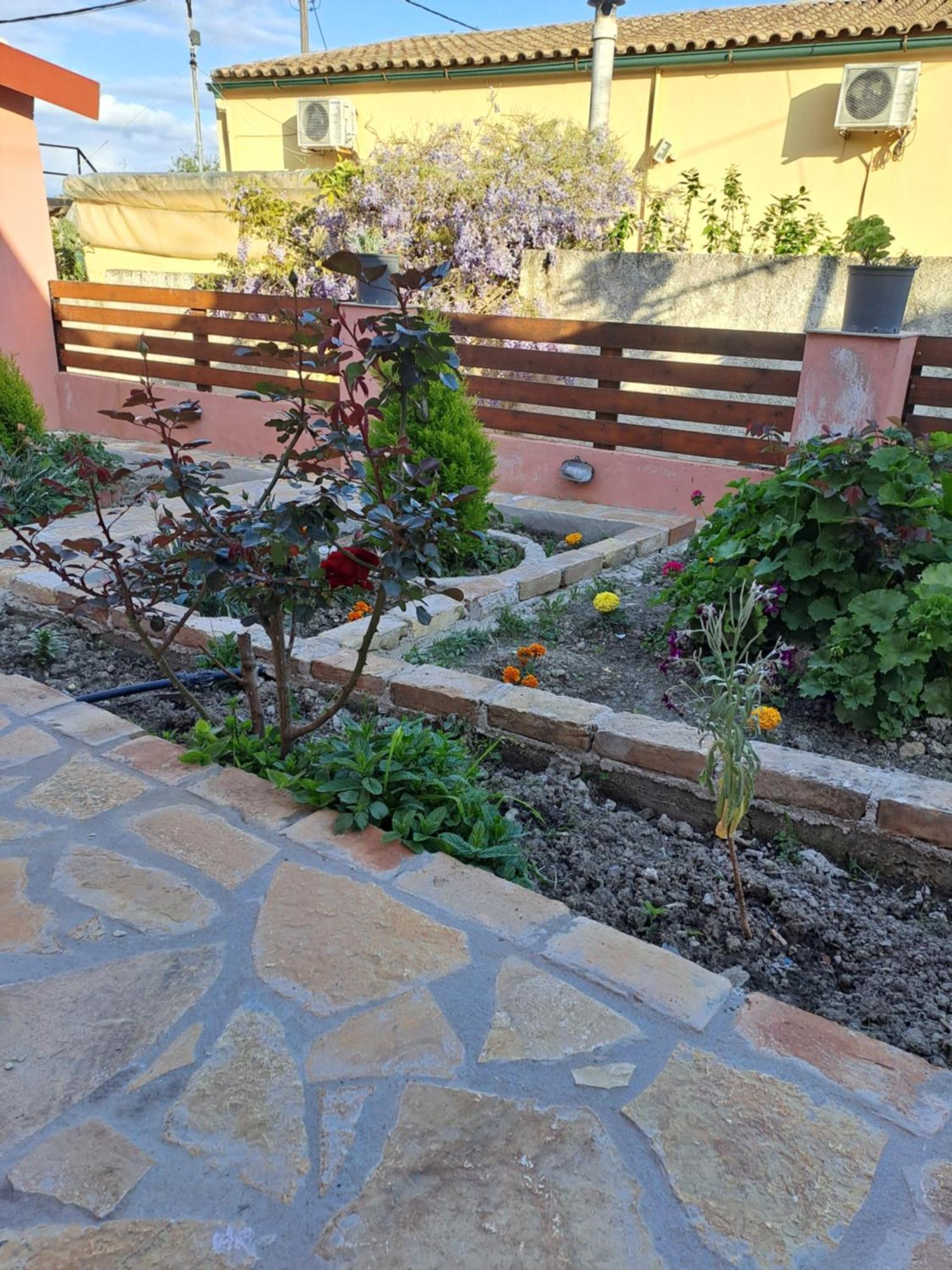 Spiros Corfu Apartment Kanáli Kültér fotó